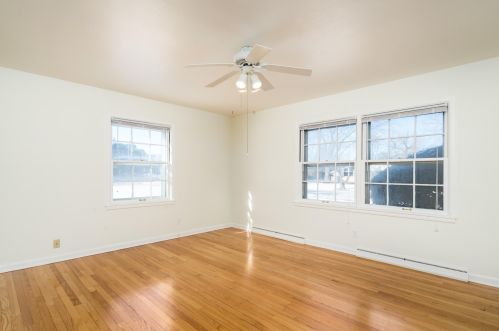 443 Ellsworth Ln, Milwaukee WI 53217-1831 exterior