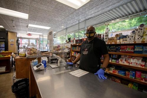 1332 Hooper Ave, Atlanta GA 30307-2014 exterior