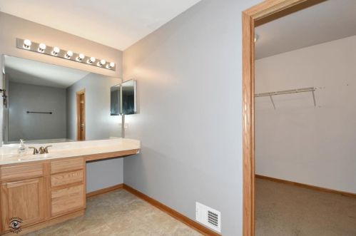 1011 Butterfield Cir, Joliet IL 60404-8148 exterior