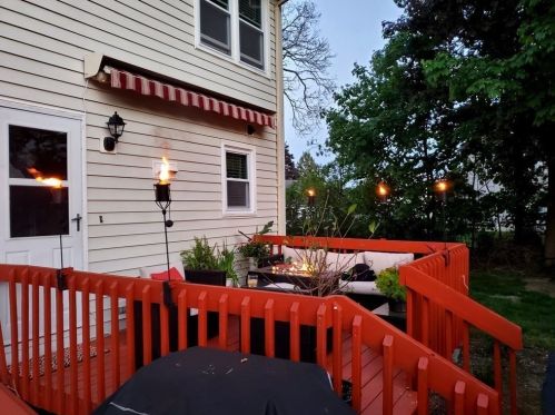 25 Greystone Ave, Webster, MA 01570-1916