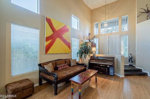 16026 10 St, Phoenix AZ 85086-0911 exterior