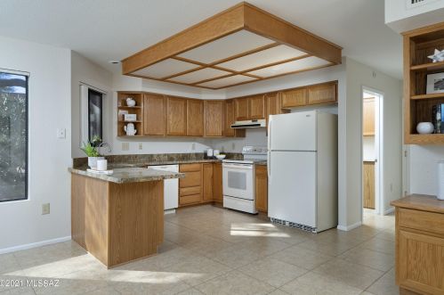 14690 Windshade Dr, Tucson AZ 85755-8827 exterior