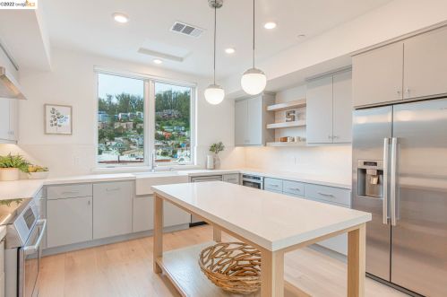 636 Kains, Berkeley CA 94706-1219 exterior