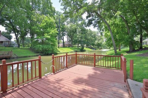 5202 Westerham St, Fulshear TX 77441-4037 exterior