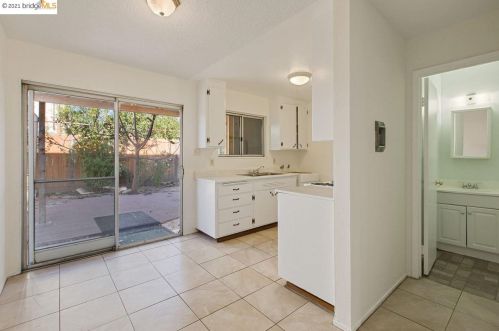 1529 Tyler St, Berkeley CA 94703-2315 exterior