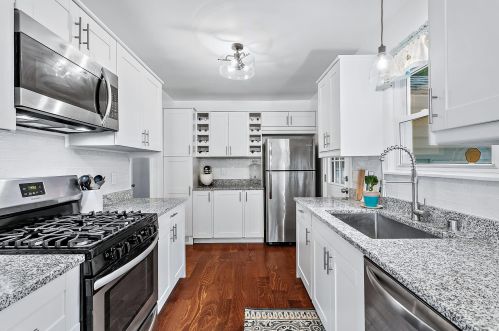 3532 46th St, Milwaukee, WI 53220-1508