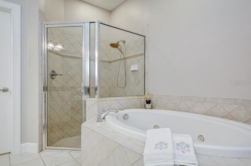 4962 Anniston Cir, Tampa FL 33647-2310 exterior