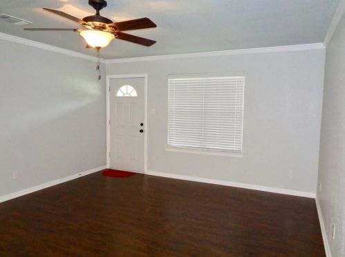 311 Bond St, Denison TX  75020-2401 exterior