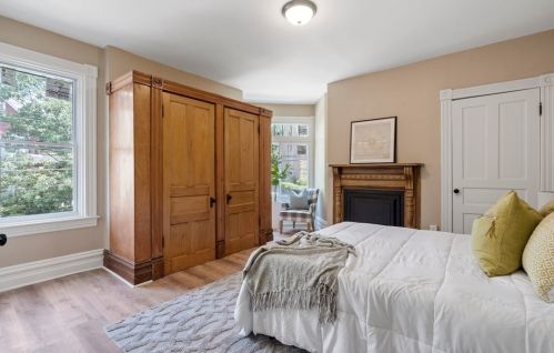 468 Biddle Ave, Pittsburgh PA 15221-3493 exterior