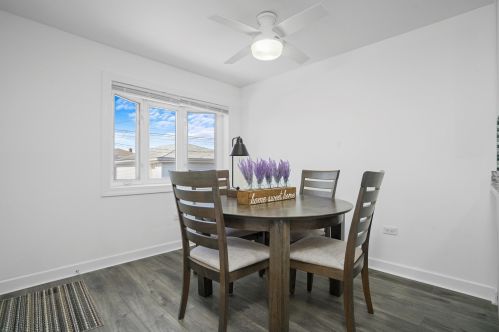 6218 64th St, Chicago IL  60638-5016 exterior