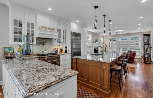 302 Trenton Ave, Point Pleasant Beach NJ 08742-2529 exterior