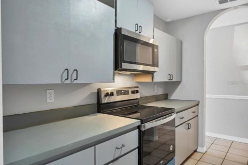 8718 Fish Lk Rd, Tampa FL 33619-4967 exterior