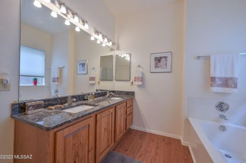 354 Camino Lomas, Tucson AZ 85704-6977 exterior