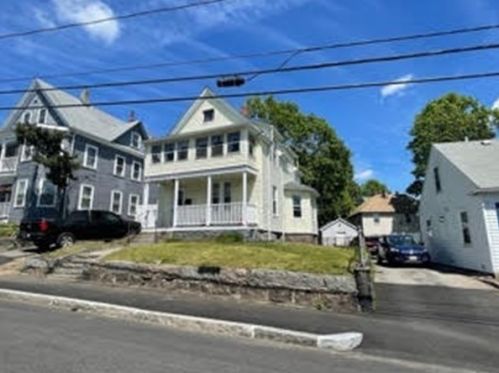 17 Arthur St, Quincy, MA 02169-4818