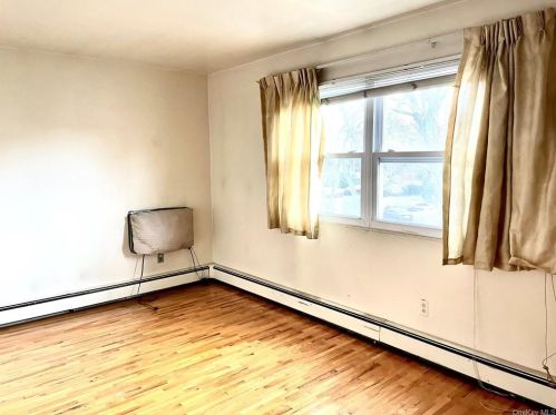 23 Kenyon Pl, Mount Vernon NY 10552-3018 exterior