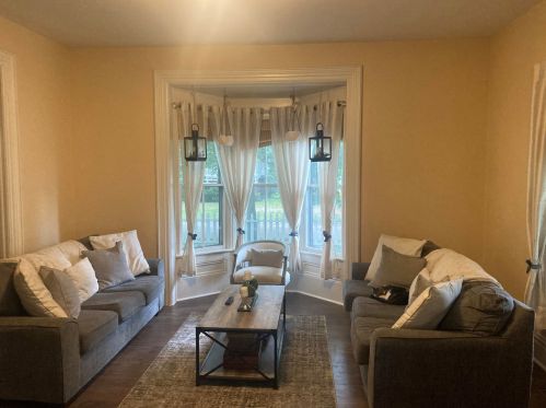 206 Michigan Ave, Dowagiac, MI 49047-1715