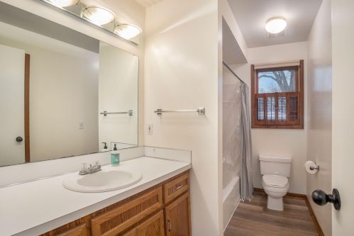 4583 Sutton Pl, Wyoming MI 49418 exterior