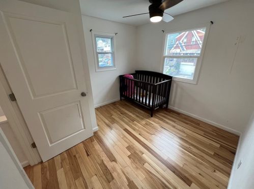 3131 Glendale Ave, Pittsburgh PA  15227-2828 exterior