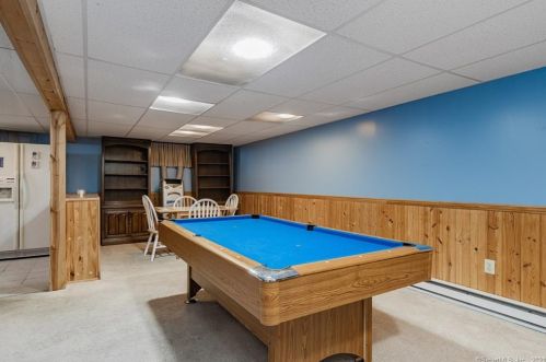 6 Chief St, Enfield CT 06082-5143 exterior