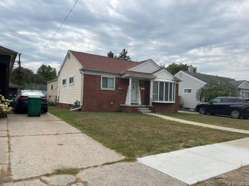 29805 Marquette St, Garden City MI 48135-3602 exterior