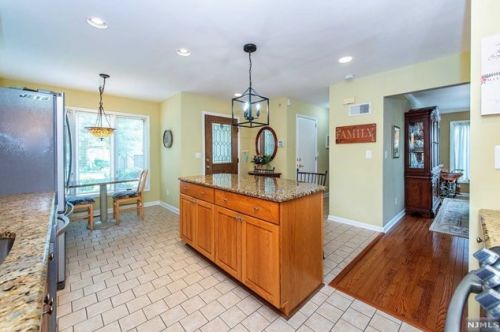 29 Cedarwood Ter, West Paterson NJ exterior