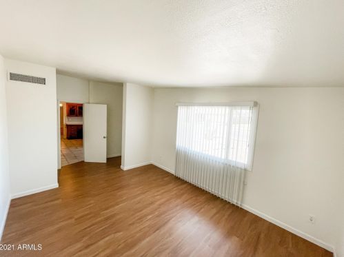 12007 36 St, Phoenix AZ 85028-1312 exterior