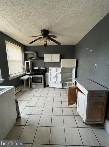 4261 Frankford Ave, Philadelphia PA 19136-2736 exterior