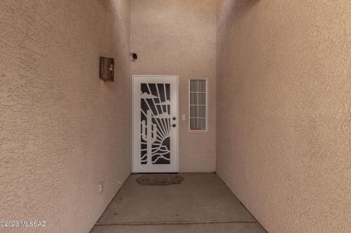 9593 Paseo Juan Tabo, Tucson AZ  85747-5007 exterior