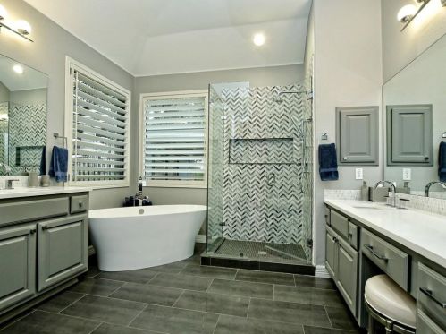 11512 Eagles Gln Dr, Austin TX 78732-2089 exterior