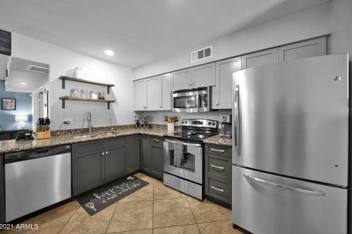 17602 34th St, Phoenix, AZ 85032-2078