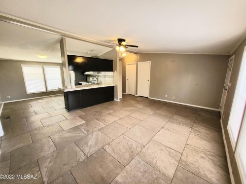 781 Lightstar Cir, Tucson AZ 85756-7250 exterior