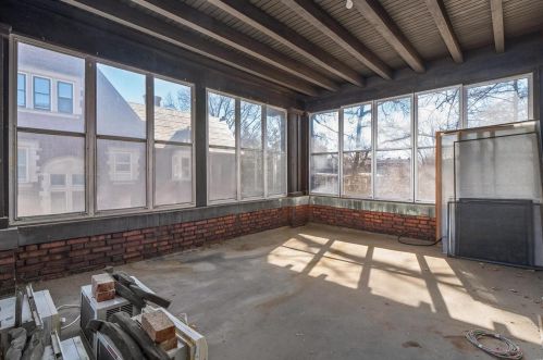 16 Kingsbury Pl, Saint Louis MO 63112-1825 exterior