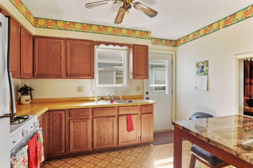 1209 8 Ave, South Saint Paul MN 55075-2052 exterior