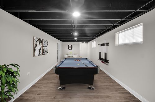 2335 92nd St, Chicago IL  60617-3841 exterior