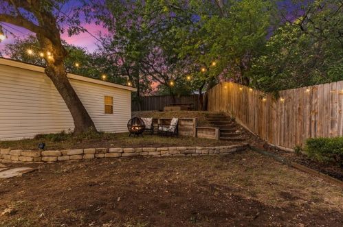 2551 El Cerrito, Dallas TX 75228-5911 exterior