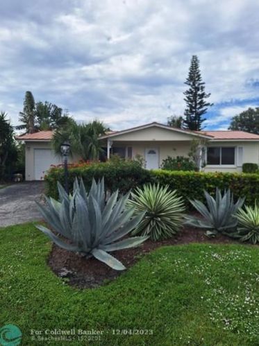 4945 5th Ave, Boca Raton FL  33431-4607 exterior