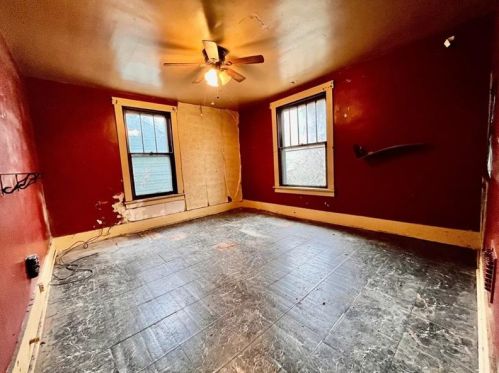 1643 Monongahela Ave, Pittsburgh PA 15218-2047 exterior