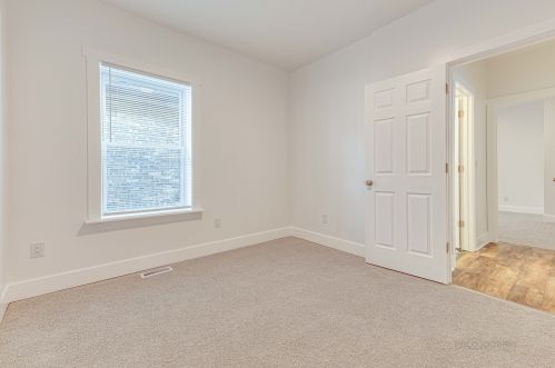 5228 Green St, Chicago IL  60609-6132 exterior