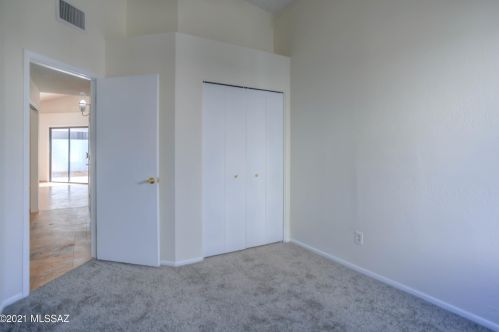 5125 Condor Dr, Tucson AZ 85742-9405 exterior