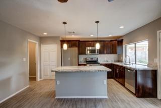 18414 30 Ln, Phoenix AZ  85083-5843 exterior