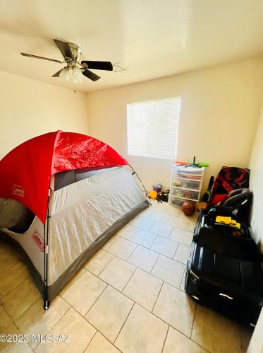 4408 Liberty Ave, Tucson AZ 85706-1332 exterior