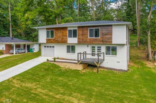 2862 Cloverleaf Dr, Atlanta, GA 30316-4210