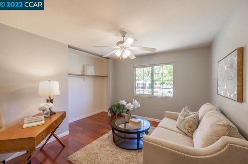 1126 Crowe Pl, Concord CA 94518-1712 exterior