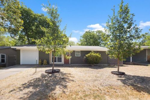 5707 Cedardale Dr, Austin, TX 78745-4023