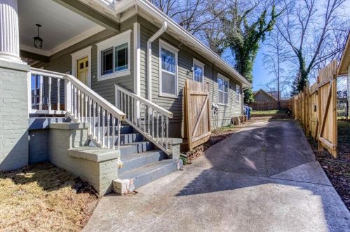 1152 Indale Pl, Atlanta, GA 30310-3721