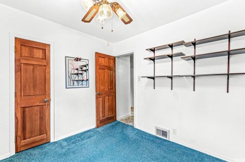 2116 Jefferson Blvd, Mishawaka IN 46545-7720 exterior