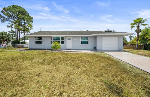 440 Ryder Rd, Fort Pierce FL  34953-6003 exterior