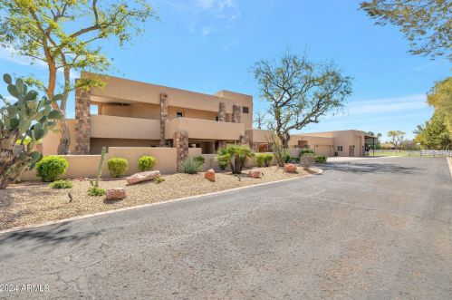 710 Bullmoose Dr, Chandler, AZ 85224-3464