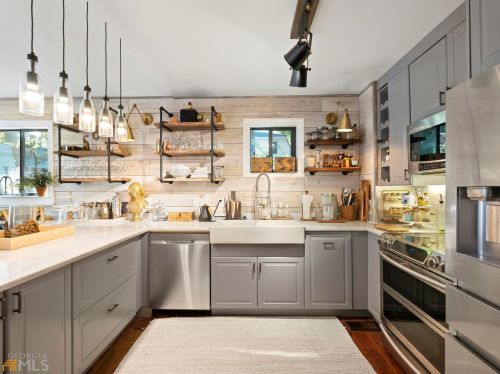 2671 Caldwell Rd, Atlanta GA exterior