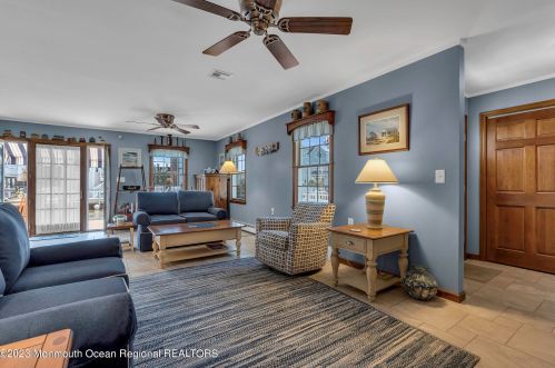 205 Hayes Ct, Lavallette NJ 08735-3110 exterior